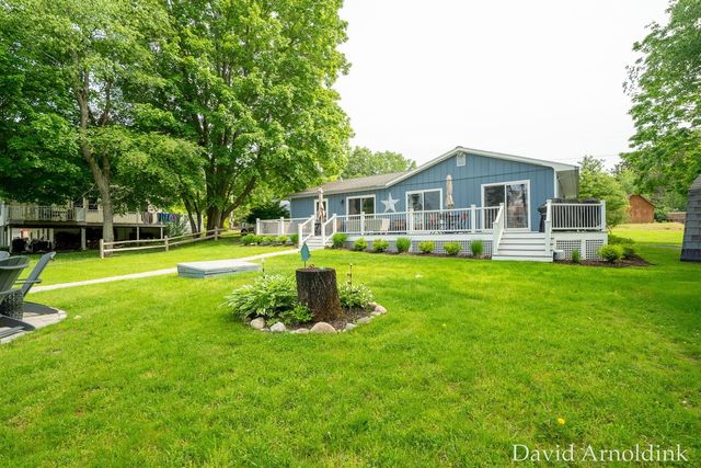 1967 N White Birch Drive, Mears, MI 49436