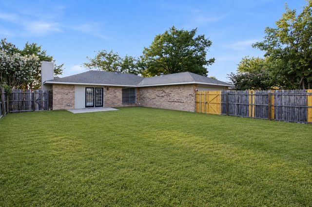 2602 College Park Drive, Rowlett, TX 75088