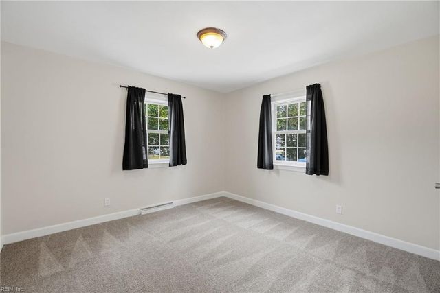 1114 Ferebee AVE, Chesapeake, VA 23324
