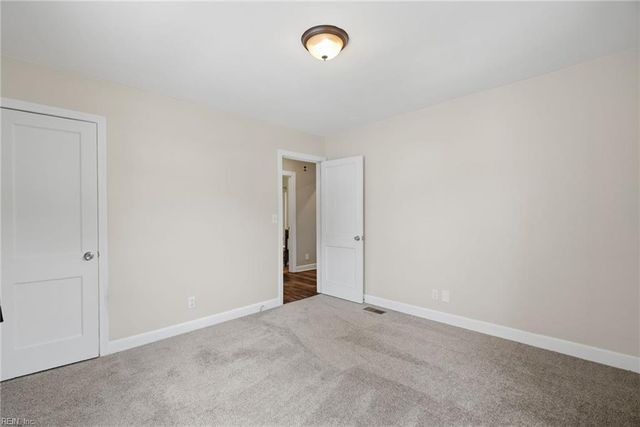 1114 Ferebee AVE, Chesapeake, VA 23324