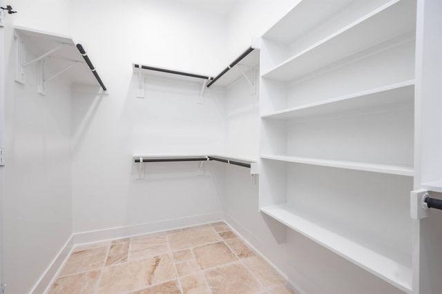 8903 Milby St, Needville, TX 77461