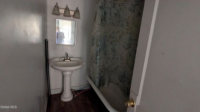 82 Spring Street, Gloversville, NY 12078