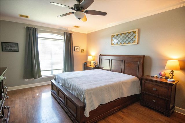 11206 Aaron Way, Needville, TX 77461