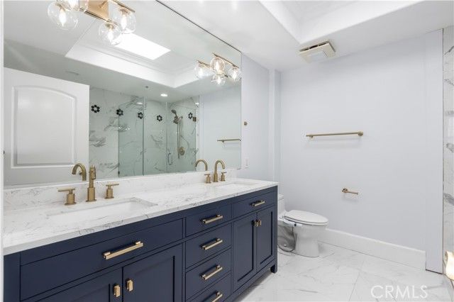 12026 Hoffman Street 302, Studio City (los Angeles), CA 91604