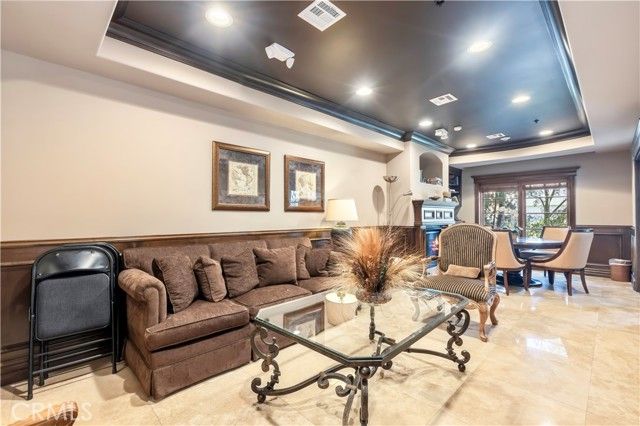 12026 Hoffman Street 302, Studio City (los Angeles), CA 91604