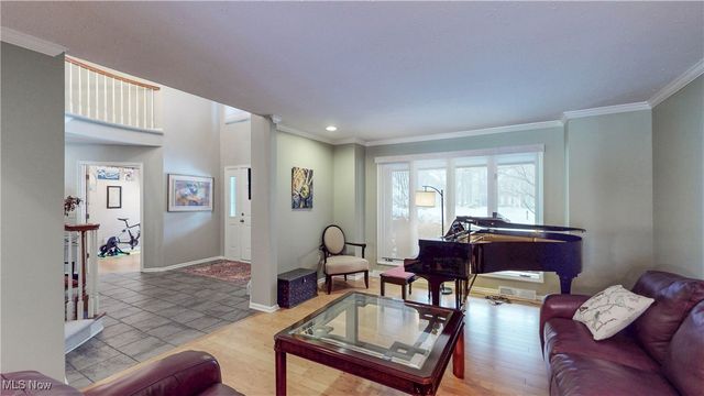 1925 Reeds Court, Westlake, OH 44145