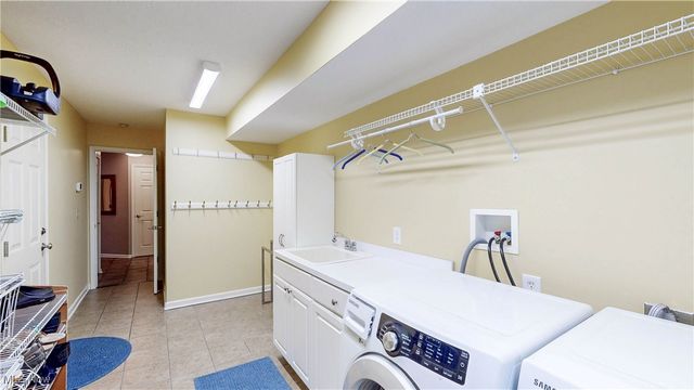 1925 Reeds Court, Westlake, OH 44145