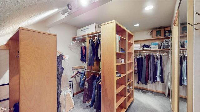 1925 Reeds Court, Westlake, OH 44145