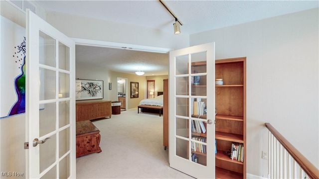 1925 Reeds Court, Westlake, OH 44145