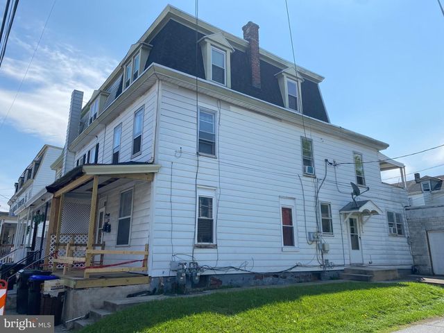 2639 BOOSER AVE, Harrisburg, PA 17103