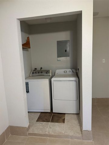 205 Burke Road, Pasadena, TX 77506