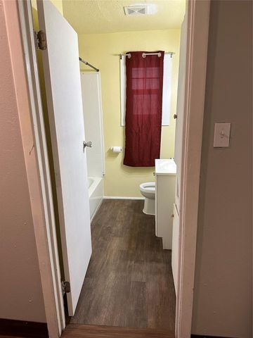 205 Burke Road, Pasadena, TX 77506