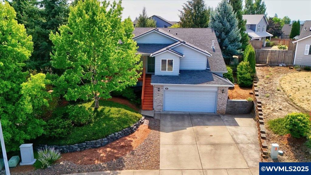 980 Burley Hill NW Dr, Salem, OR 97304