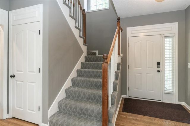 21423 W 47th Court, Shawnee, KS 66218