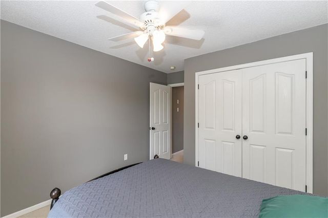 21423 W 47th Court, Shawnee, KS 66218