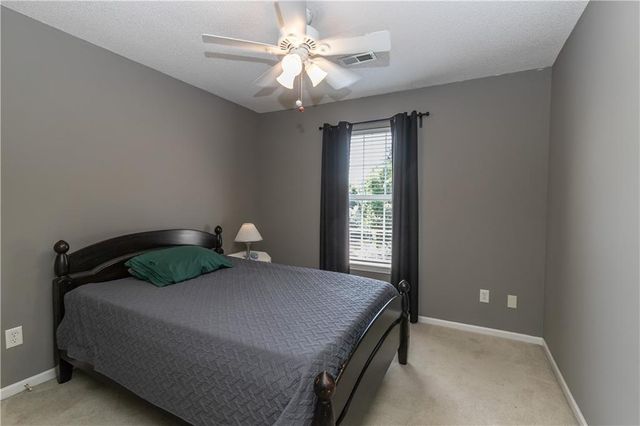 21423 W 47th Court, Shawnee, KS 66218