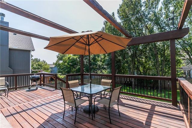 21423 W 47th Court, Shawnee, KS 66218