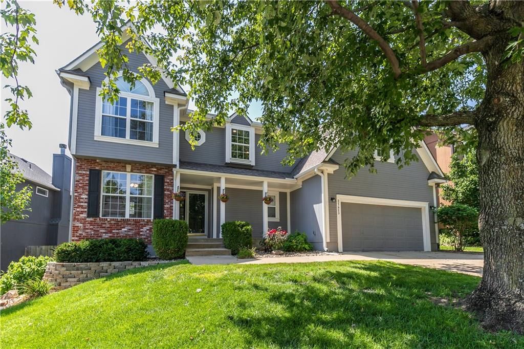 21423 W 47th Court, Shawnee, KS 66218
