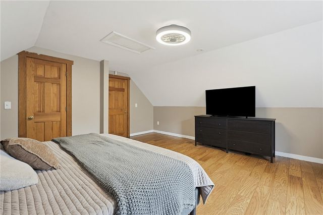 1187 South Precinct Street, Taunton, MA 02718