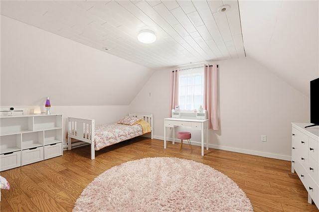 1187 South Precinct Street, Taunton, MA 02718