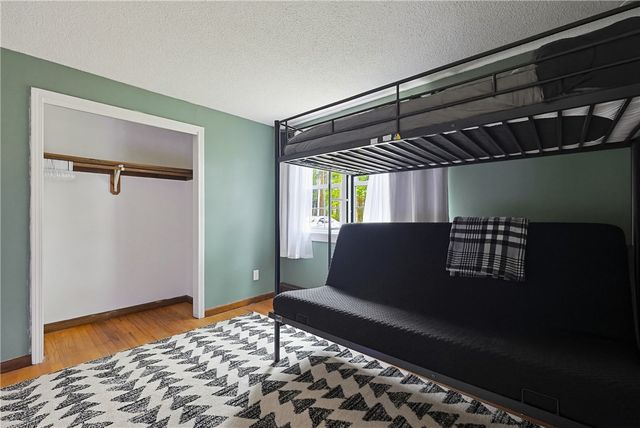 1187 South Precinct Street, Taunton, MA 02718