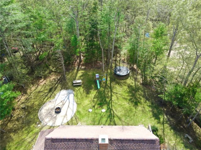 1187 South Precinct Street, Taunton, MA 02718