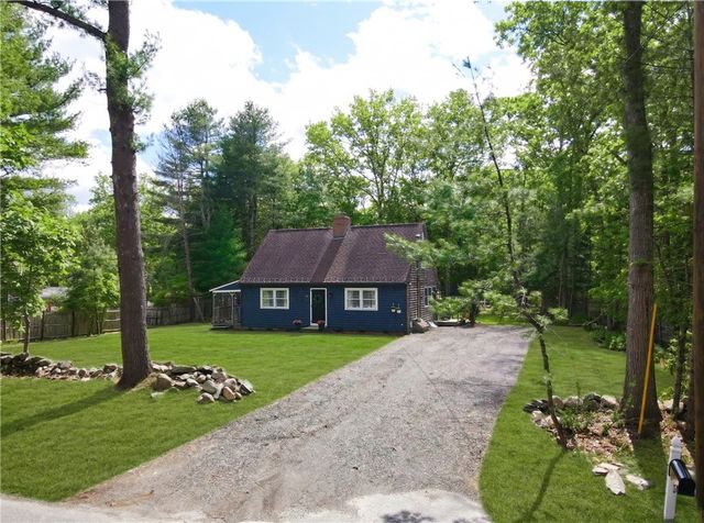 1187 South Precinct Street, Taunton, MA 02718