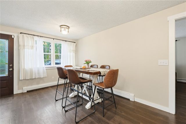 1187 South Precinct Street, Taunton, MA 02718