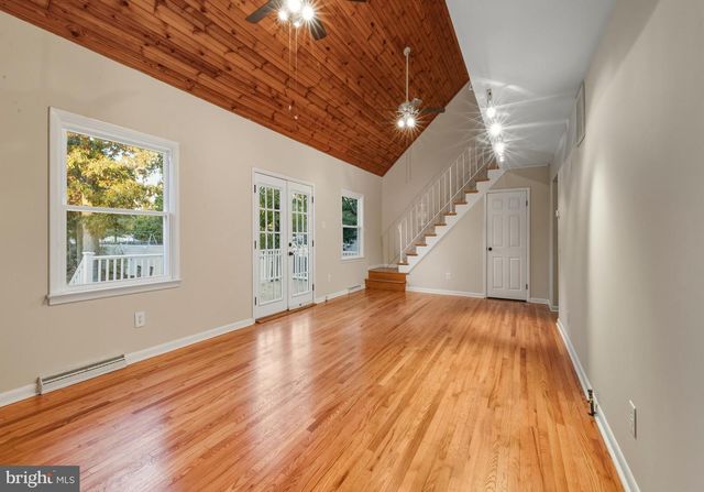 300 TURNERVILLE RD, Pine Hill, NJ 08021