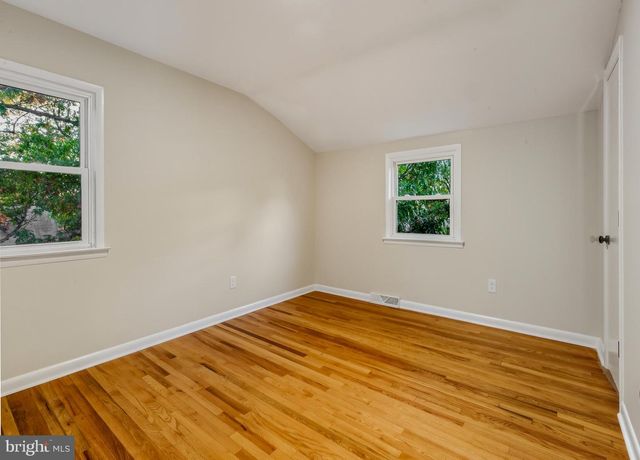 300 TURNERVILLE RD, Pine Hill, NJ 08021