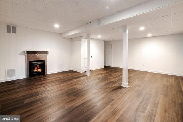 300 TURNERVILLE RD, Pine Hill, NJ 08021