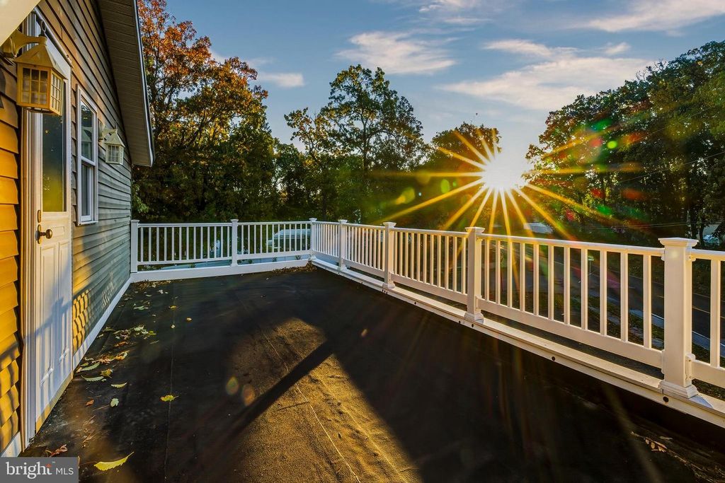 300 TURNERVILLE RD, Pine Hill, NJ 08021