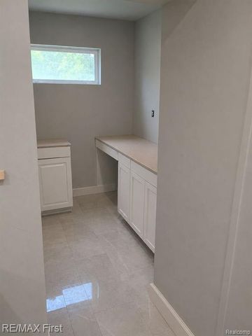 14684 Mapleridge Street, Detroit, MI 48205