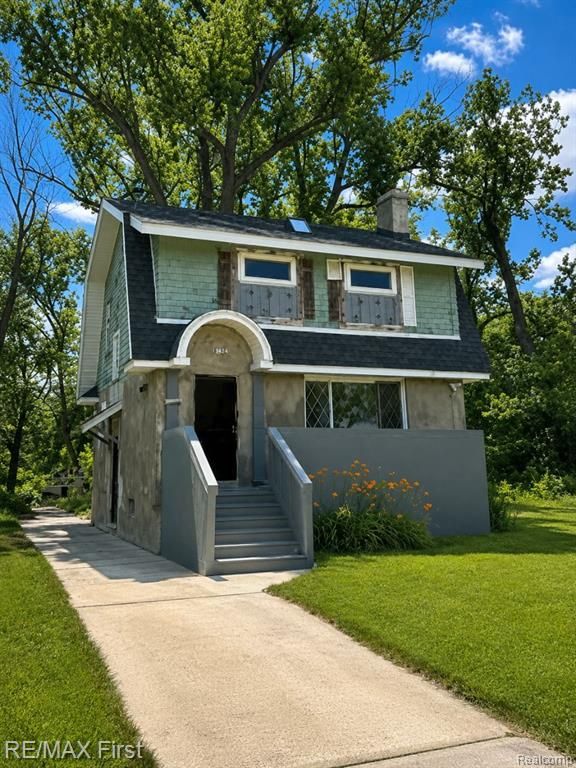 14684 Mapleridge Street, Detroit, MI 48205
