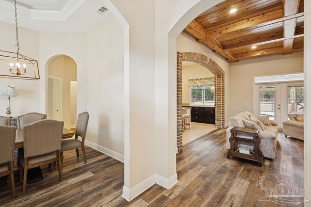 6994 Foxboro Cir, Pace, FL 32571