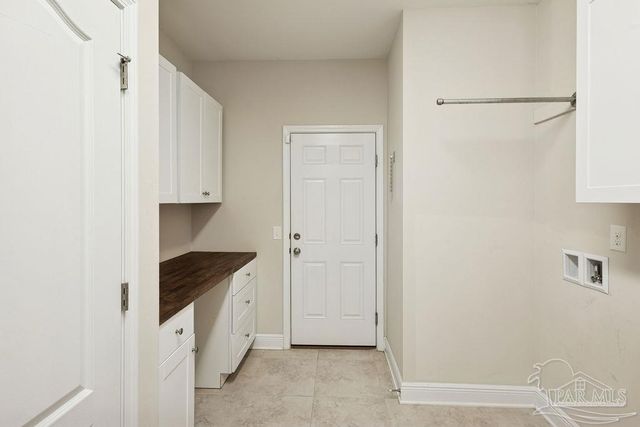 6994 Foxboro Cir, Pace, FL 32571