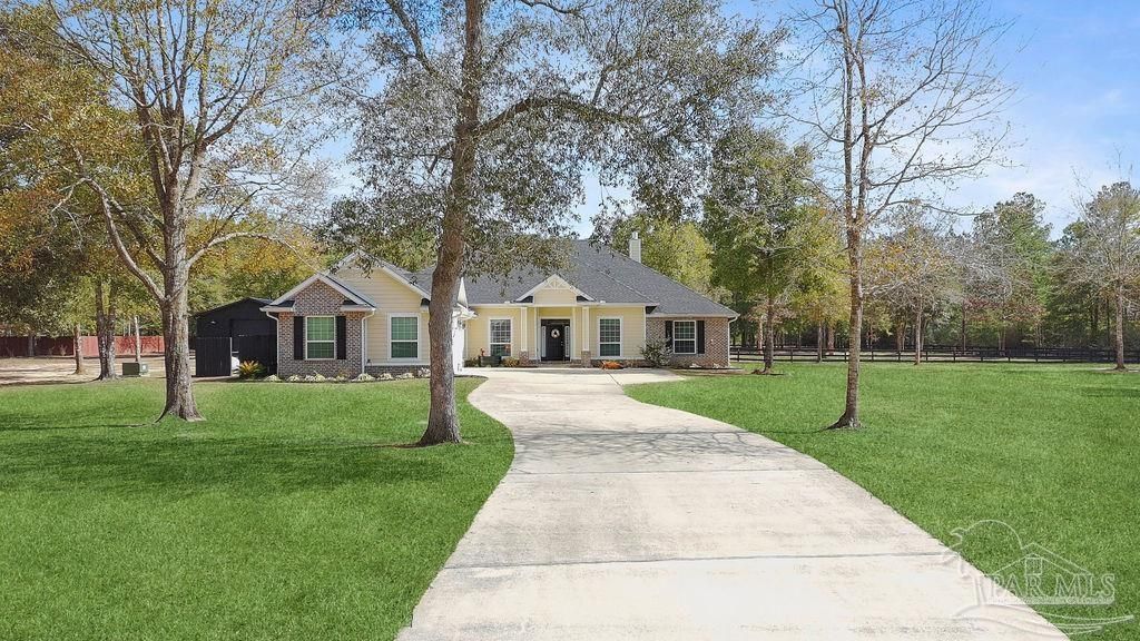 6994 Foxboro Cir, Pace, FL 32571