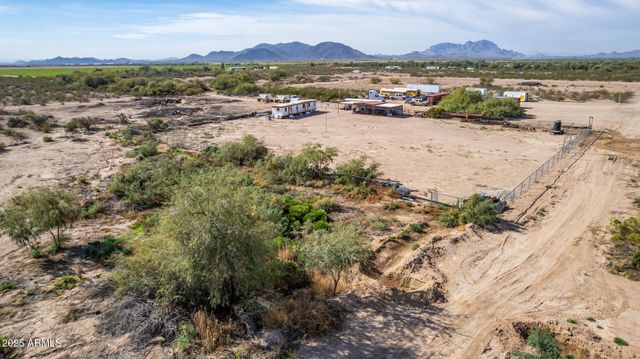 38801 W CHEERY LYNN Road --, Tonopah, AZ 85354