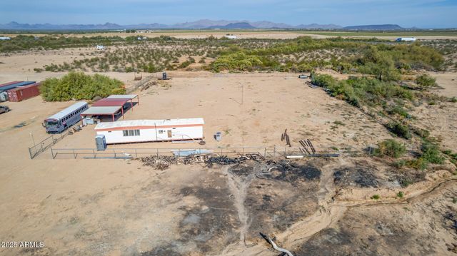 38801 W CHEERY LYNN Road --, Tonopah, AZ 85354