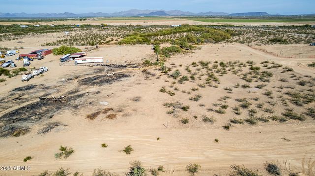 38801 W CHEERY LYNN Road --, Tonopah, AZ 85354