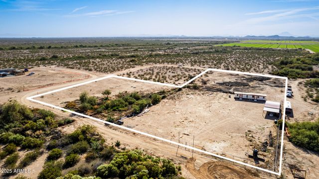 38801 W CHEERY LYNN Road --, Tonopah, AZ 85354