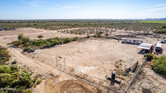 38801 W CHEERY LYNN Road --, Tonopah, AZ 85354