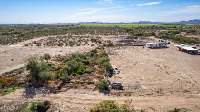 38801 W CHEERY LYNN Road --, Tonopah, AZ 85354