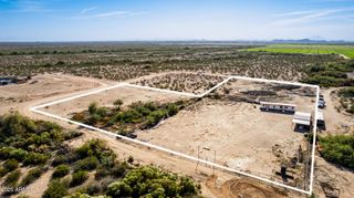 38801 W CHEERY LYNN Road --, Tonopah, AZ 85354