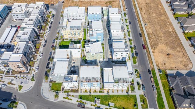 5154 W BLACK TWIG DR, South Jordan, UT 84009