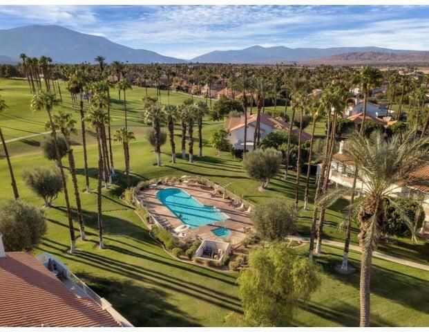 340 Vista Royale Drive, Palm Desert, CA 92211