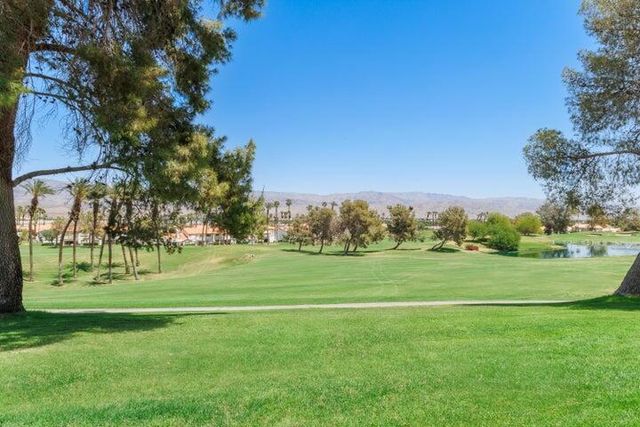340 Vista Royale Drive, Palm Desert, CA 92211