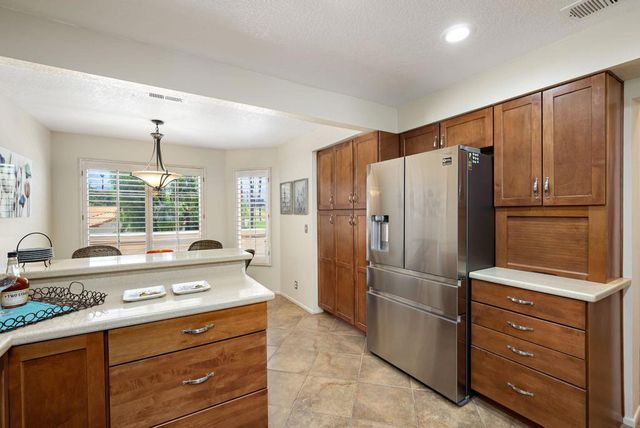 340 Vista Royale Drive, Palm Desert, CA 92211