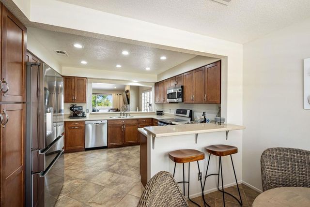 340 Vista Royale Drive, Palm Desert, CA 92211