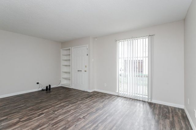 9808 Valley Meadow Place, Dallas, TX 75220